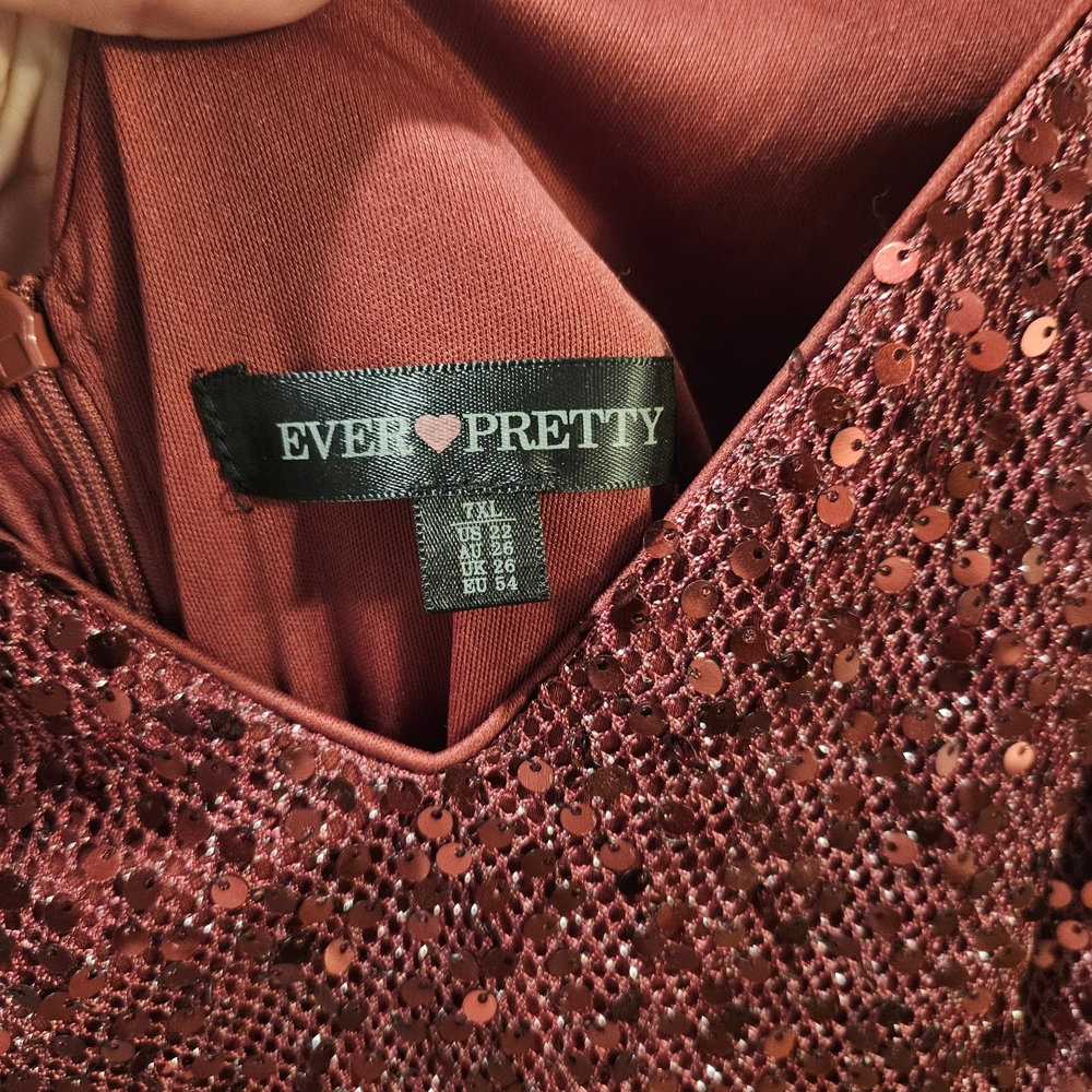 Burgundy Sequin Dress - Picture 3 of 4